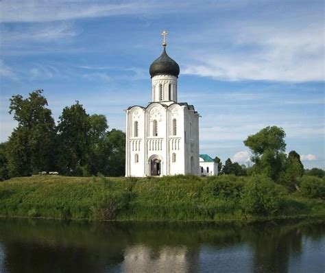 Главное отличие между храмом, собором и церковью