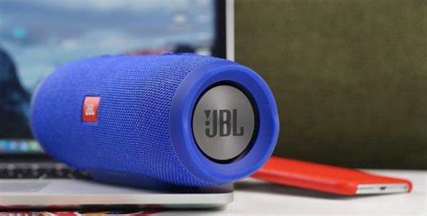 Подключение своей колонки JBL через проводное и беспроводное соединение