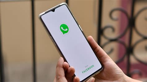 Проверка активности сеансов учетной записи в WhatsApp