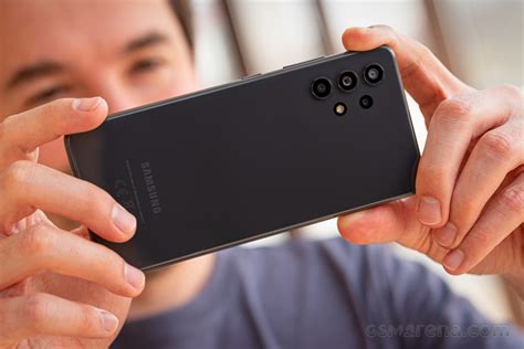 Установка виртуального помощника на смартфон Samsung A32