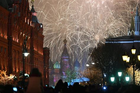 Цены на пернатых на бирже во время празднования Нового года