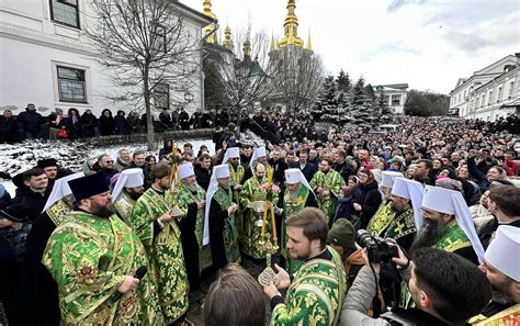 Церковь: сообщество верующих и духовное общество